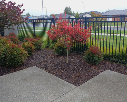 Selwyn Lawn Services. Small local team providing affordable residential and commercial lawn mowing, gardening, and weed-eating services, plus waste removal. Small and large sized residential and commercial sections. Servicing the Christchurch region.