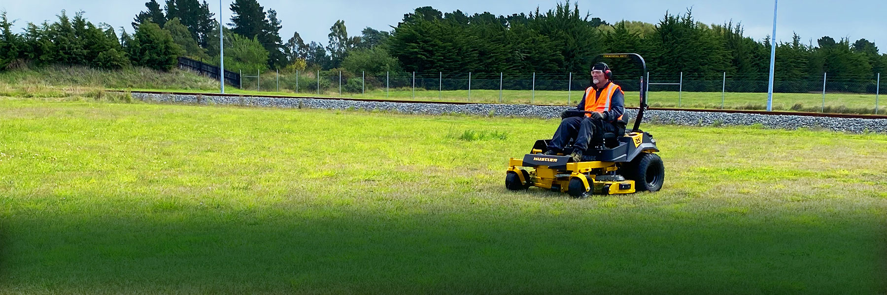 Selwyn Lawn Services. Small local team providing affordable residential and commercial lawn mowing & weed-eating services, plus waste removal. Small and large sized residential and commercial sections. Servicing the Christchurch region.