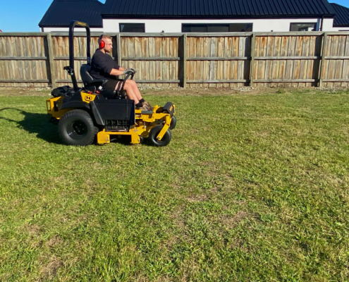 Selwyn Lawn Services. Small local team providing affordable commercial lawn mowing & weed-eating services, plus waste removal. Small and large sized commercial sections and properties. Servicing the Christchurch region.